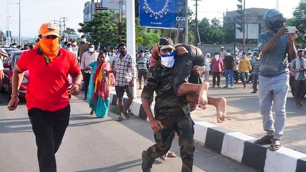Indien: Mindestens elf Tote und Hunderte Verletzte nach Gasleck