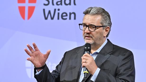 Peter Hacker fürchtet "grauslichen" Corona-Wahlkampf der ÖVP