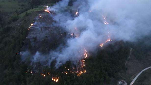 Waldbrand in Unterkärnten nach einer Woche gelöscht
