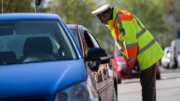 Verkehrskontrolle in Deutschland (Symbolbild)