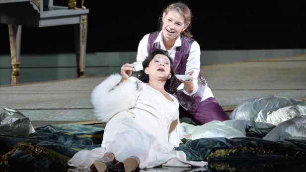 Krassimira Stoyanova (Feldmarschallin Fürstin Werdenberg), Sophie Koch (Octavian)