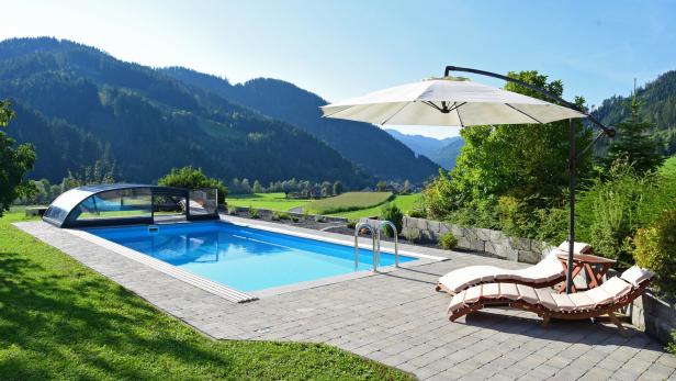 Der Pool-Boom: Viele Österreicher urlauben heuer im Garten