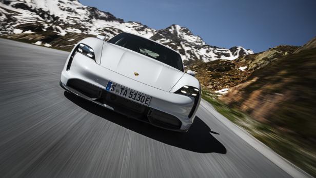 Gewinn pro Auto: Porsche und Tesla top, Bentley flop