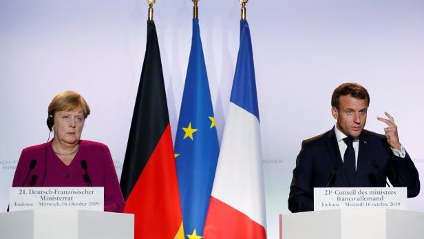 Archivbild von Oktober 2019: Präsident Emmanuel Macron und Bundeskanzlerin Angela Merkel