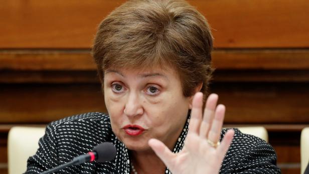 FILE PHOTO: FILE PHOTO: IMF Managing Director Kristalina Georgieva speaks during a conference hosted by the Vatican on economic solidarity