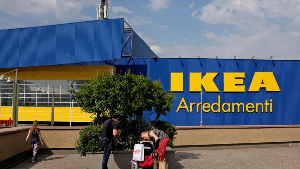 Italiener stürmen Ikea-Filialen: Sorge um Sicherheit