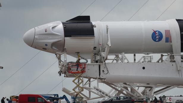 Eine Falcon-9-Rakete der US-Firma soll um 16.33 Uhr Ortszeit starten