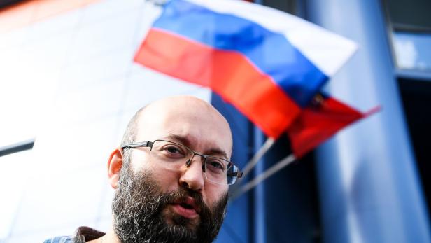 Haftstrafe für kritischen Journalisten in Russland