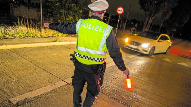 Polizei kündigt Verkehrsschwerpunkte zu Pfingsten an
