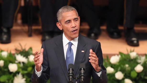 Am Dienstag hatte Obama auf einer Gedenkfeier in Dallas gesprochen.