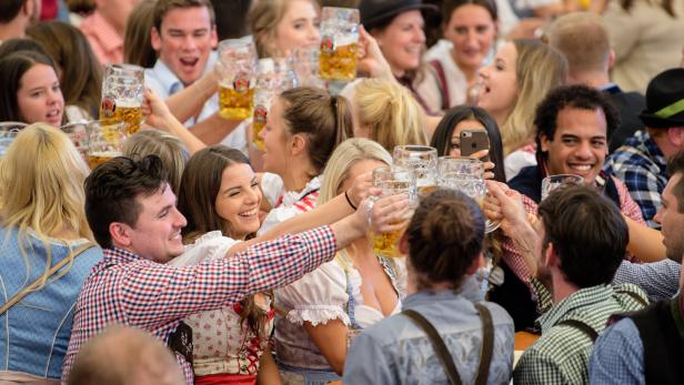 Corona: Wird das Münchner Oktoberfest ein "Superspreader-Event"?