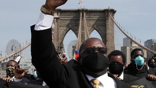 US-Proteste: New Yorker Polizeichef entschuldigt sich