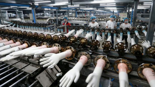 Fabrik für medizinische Handschuhe in China.