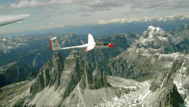 Ausblick auf die Drei Zinnen in Südtirol, das Wahrzeichen der Dolomiten.