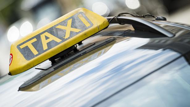 Taxifahrer brachte Wiener Unternehmer Auto nicht mehr zurück