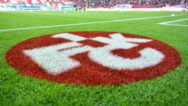 Hoch verschuldet: Bundesliga-Gründungsmitglied stellt Insolvenzantrag
