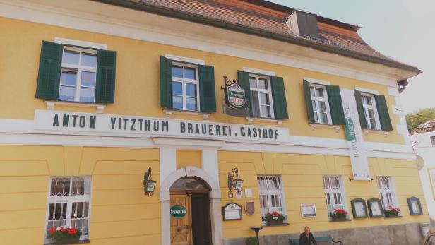 Der Braugasthof Vitzthum, das inoffizielle Gemeindezentrum von Helpfau-Uttendorf.