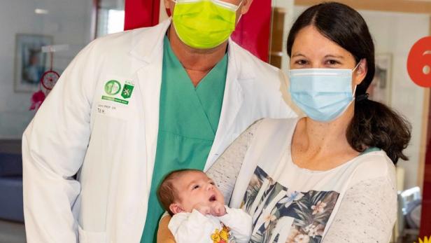Schwierige Lungen-OP bei einem Neugeborenen geglückt