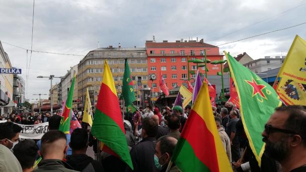 Nach Angriff auf Kurden-Demo erneut Zwischenfälle bei Kundgebung