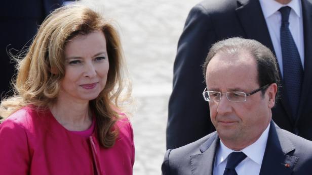 François Hollande und Valérie Trierweiler bei einer Veranstaltung.