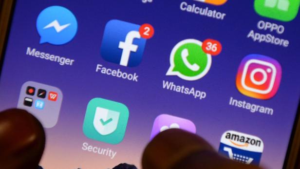 WhatsApp wird in Facebook integriert: User fürchten um Daten