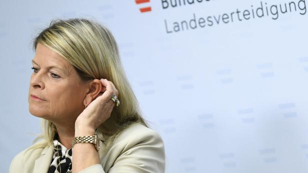 Bundesheer: Kurz stellt sich hinter Ministerin Tanner