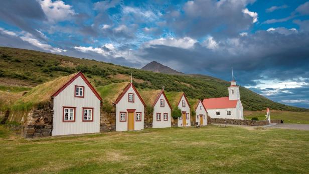 Island: Alles so unaussprechlich schön wie Laufaskirkja