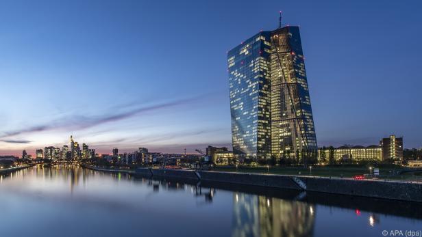 Die EZB lässt ihre Maßnahmen unverändert