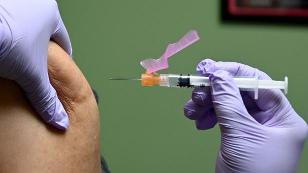 Influenza-Impfstoffe: 40 Prozent mehr Dosen gegen möglichen Engpass