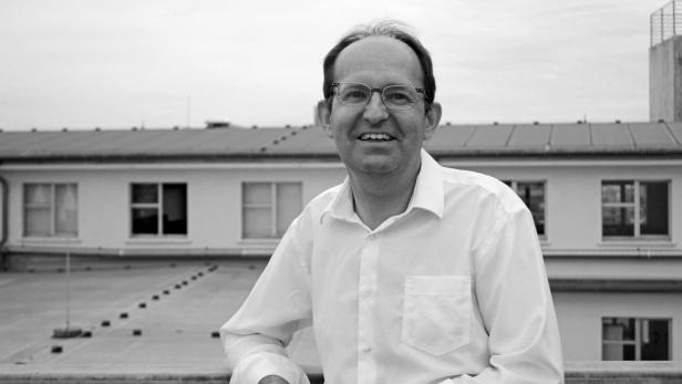 46-164880938 Buchkritik: Jürgen Hosemann und "Das Meer am 31. August"