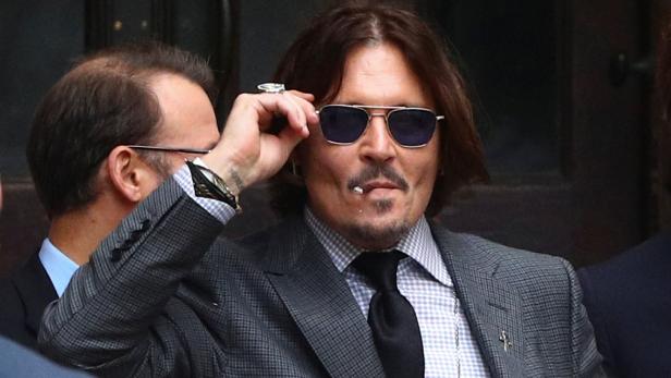 "Sun"-Anwälte: Johnny Depp ist "hoffnungslos Süchtiger"