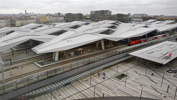 Das &quot;Bahnorama&quot; war eine Aussichtsplattform am Wiener Hauptbahnhof.