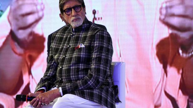 Bollywood-Star Bachchan nach Infektion wieder zuhause