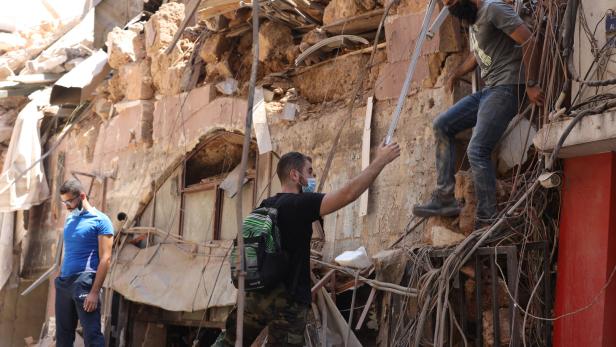 Noch immer werden 100 Menschen in Beirut vermisst
