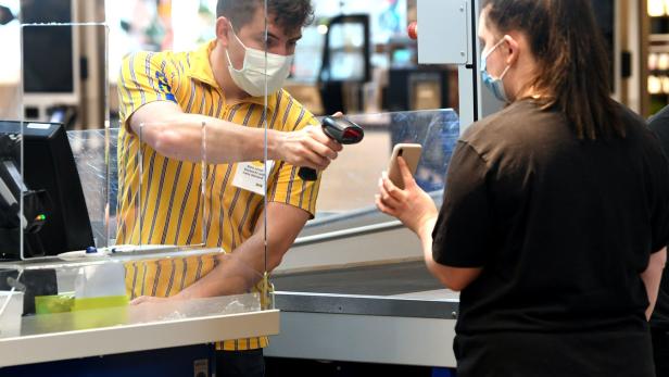 114 Neuinfektionen in Österreich; Handel sieht "keinen Bedarf für Maskenpause"