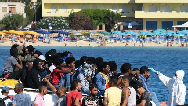 Trotz Corona: Migration über das Mittelmeer nimmt wieder zu