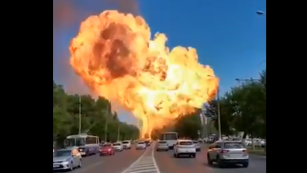 Video: Russische Tankstelle explodierte, 13 Menschen verletzt