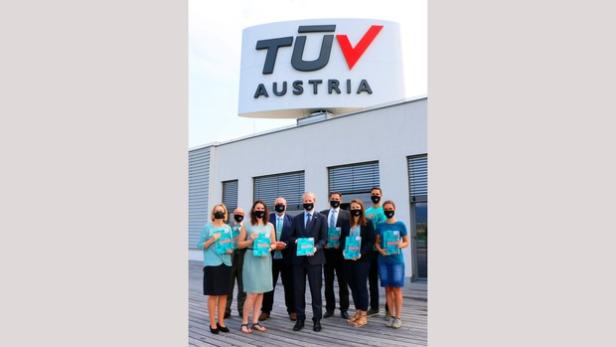 TÜV AUSTRIA Group CEO Dr. Stefan Haas präsentiert mit der TÜV AUSTRIA Akademie das neue Kursprogramm 2021. (Credit: TÜV AUSTRIA Akademie, TÜV AUSTRIA Group)