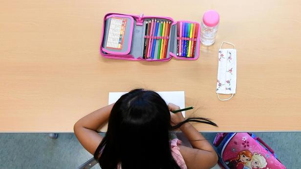 Schulstart bringt Corona-Hotline und Bildungskrisenstab