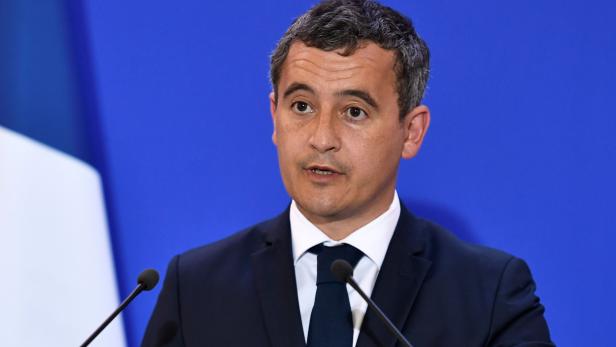 Frankreichs Innenminister will "Jungfräulichkeitsbescheinigungen" bestrafen