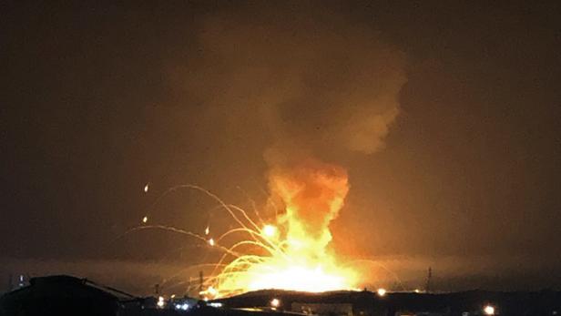 Massive Explosion auf Armeestützpunkt in Jordanien