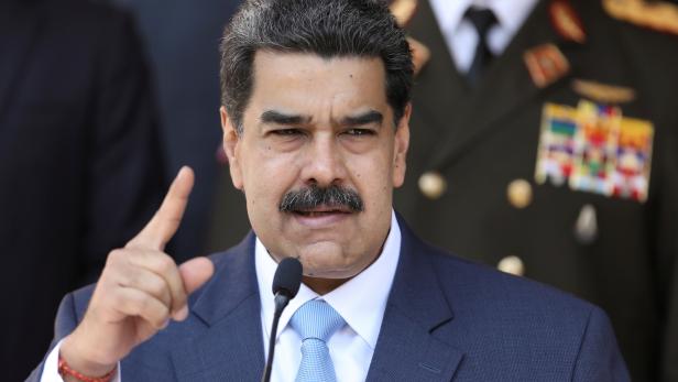 FILE PHOTO: Venezuela's President Maduro holds a news conference at Miraflores Palace in Caracas