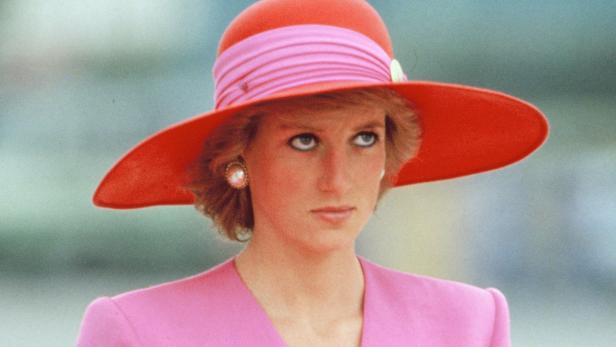Seltenes Interview: Bruder enthüllt trauriges Detail über Lady Dianas Kindheit