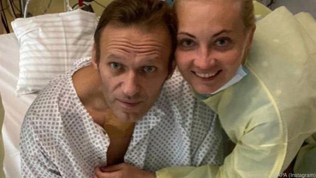 Nawalny meldet sich aus dem Krankenhaus