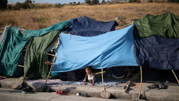 Griechische Lager: Warum trotz EU-Milliarden Chaos herrscht