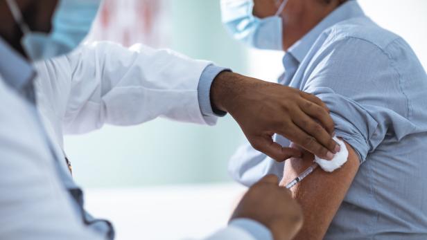 Covid-19: Grippe könnte Ansteckungsgefahr erhöhen