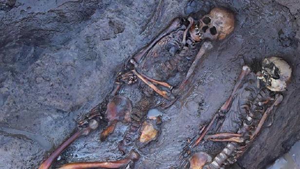 Auf dem archäologischen Fundplatz &quot;Tunnug1&quot; lagen zahlreiche menschliche Überreste.