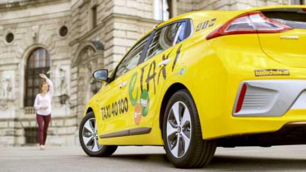 Bereits über 50 Prozent der Flotte von Taxi 40100 ist "green"