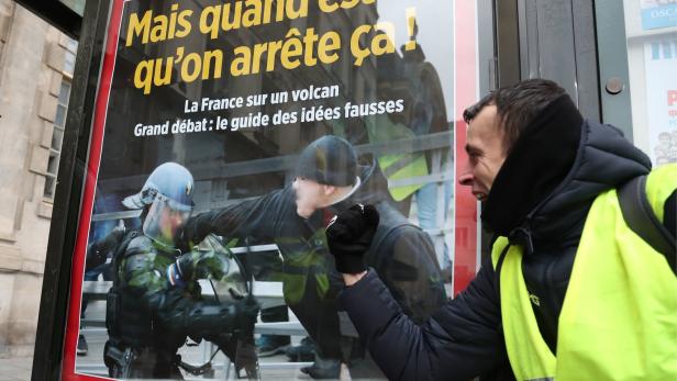 "Elektronische Fessel" für gewalttätige Männer kommt in Frankreich