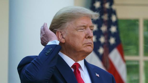 US-POLITICS-HEALTH-VIRUS-BRIEFING-TRUMP